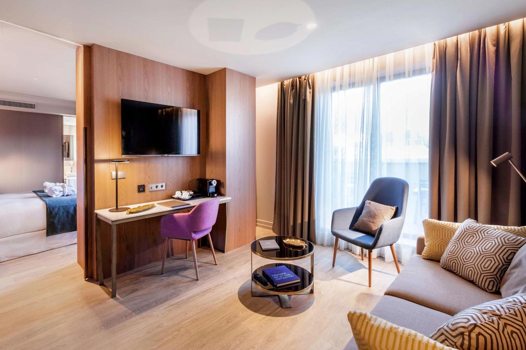Barcelo Emperatriz Hotel Madrid Exterior photo Suite